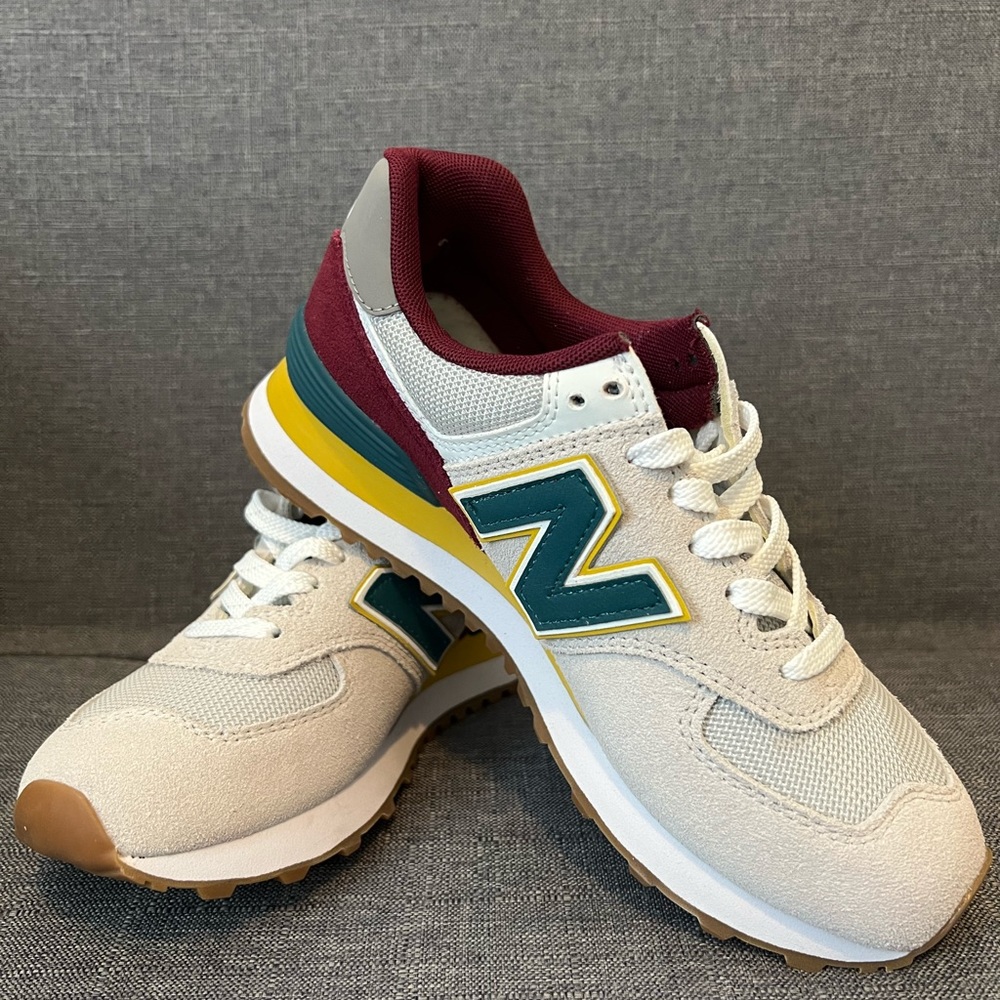 New Balance sneakers !!!!